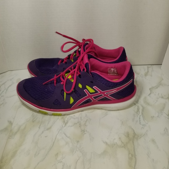 Asics Gel Excite Women's Running Shoes - Picture 2 of 6